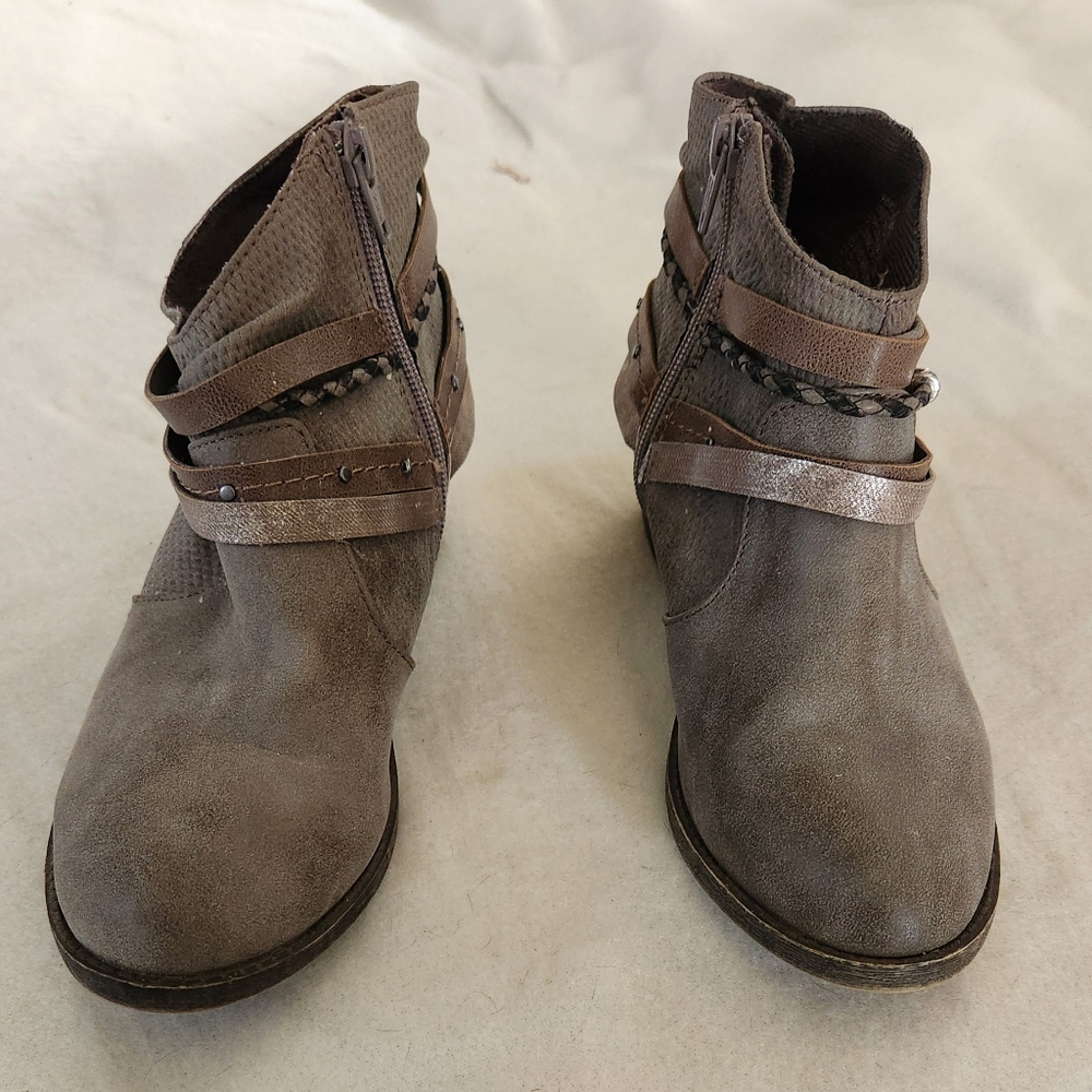 SO, Women's Ankle Boots in Gray and Brown, Size 8
